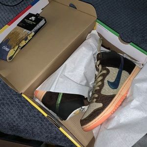 Nike SB Dunk High Pro “Turdunken” Special Box 7.5M